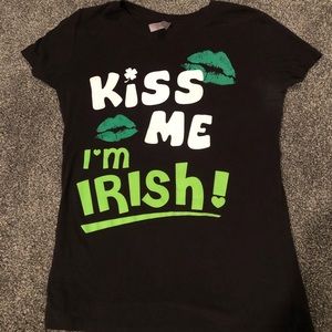 Women’s “Kiss Me I’m Irish” T-Shirt